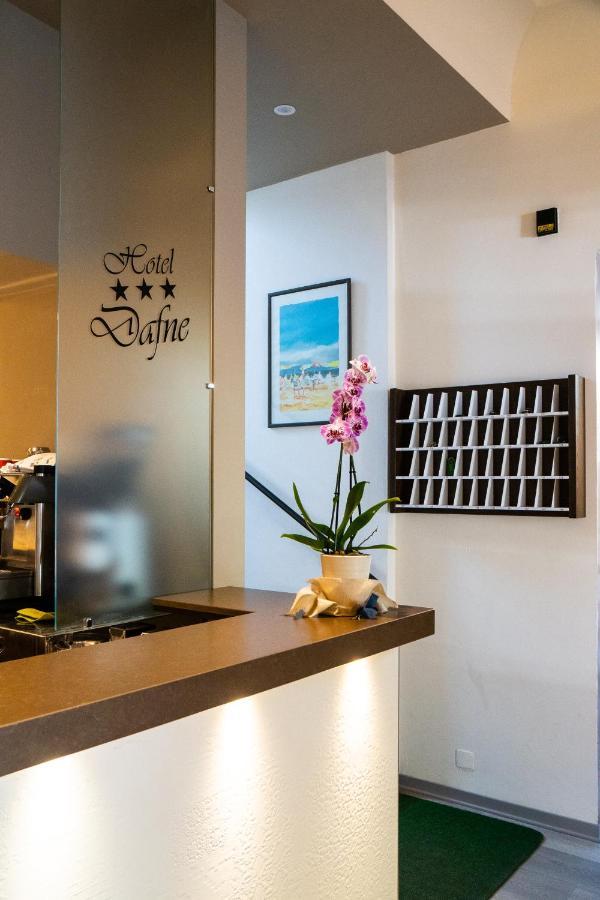 Hotel Dafne Punta Marina Luaran gambar