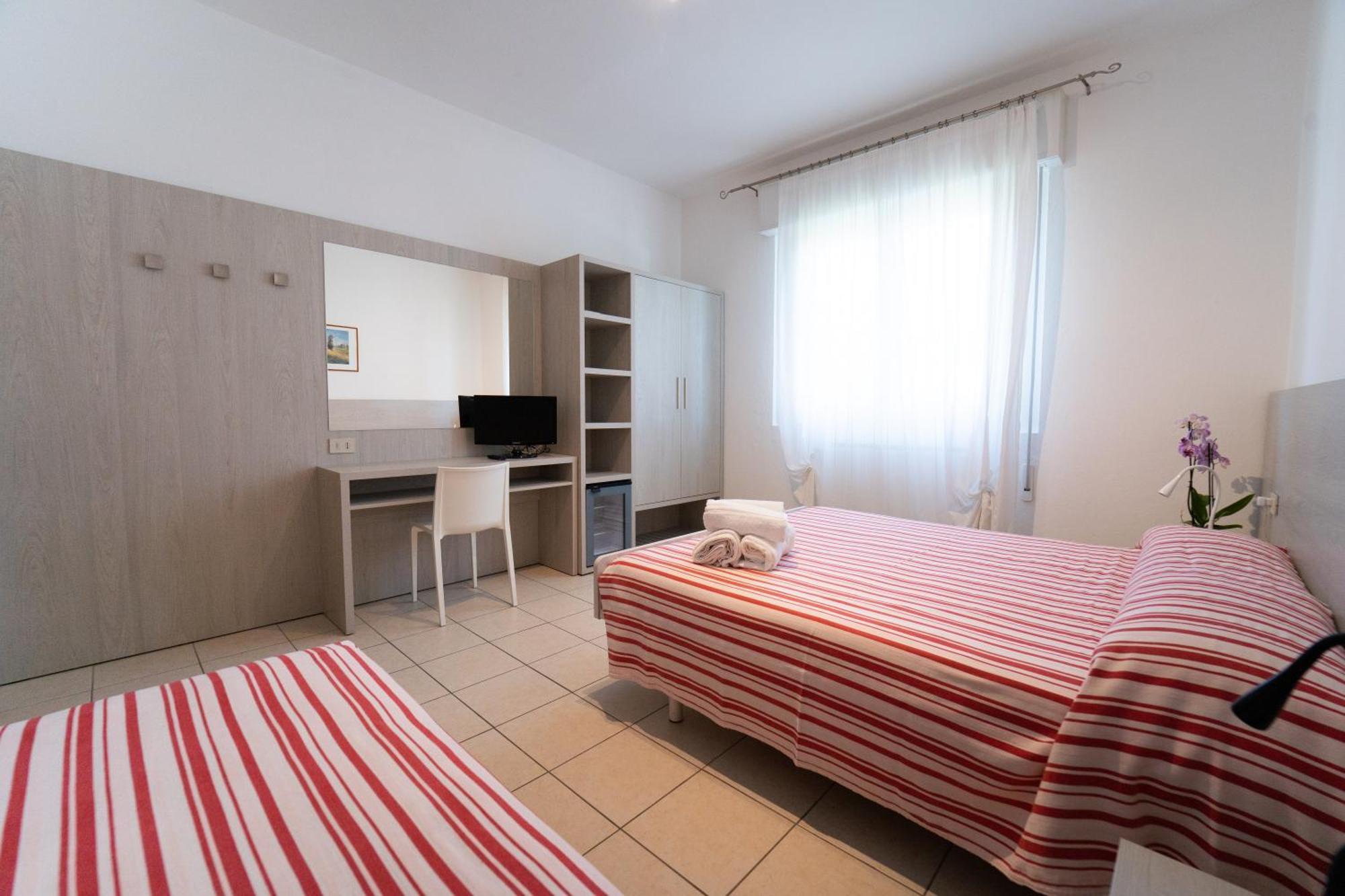 Hotel Dafne Punta Marina Luaran gambar